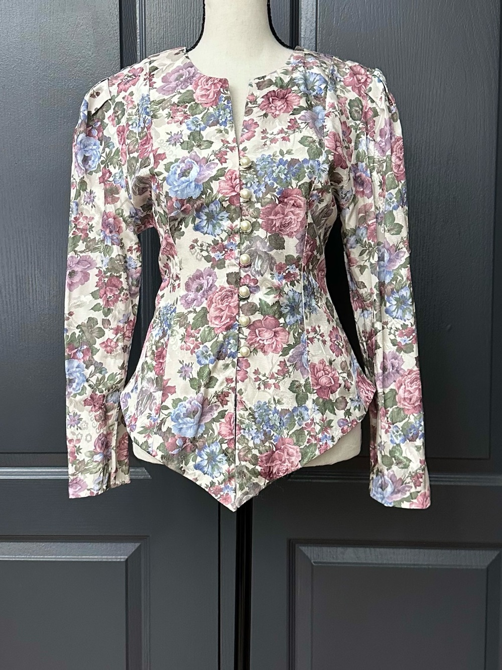VTG Jessica Floral Button-Front Blouse